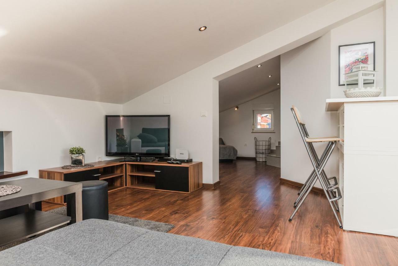 Acapella Appartement Crikvenica Buitenkant foto